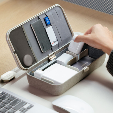 おしゃれサブバッグなら持つのが楽しい！機能性も抜群な8選｜サブバッグとしても使える収納グッズもご紹介