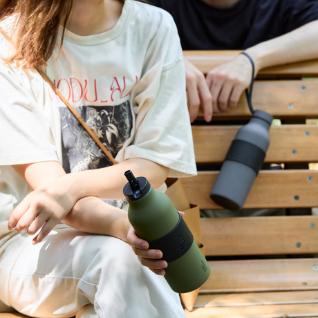 庭キャンプを、おしゃれに楽しめむための便利グッズ15選｜ランタンや折りたたみイスに、ビールサーバーなど