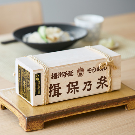 一人暮らしの救世主・レトルトは、気分がアガるものをプレゼント｜体に良いものから、お店の味が楽しめる本格派まで