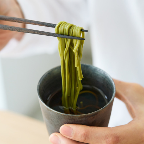 一人暮らしの救世主・レトルトは、気分がアガるものをプレゼント｜体に良いものから、お店の味が楽しめる本格派まで