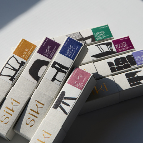 ウッド系ルームフレグランスで、部屋を心地よい香りに｜キャンドル、ミストなど、さまざまなタイプをご紹介