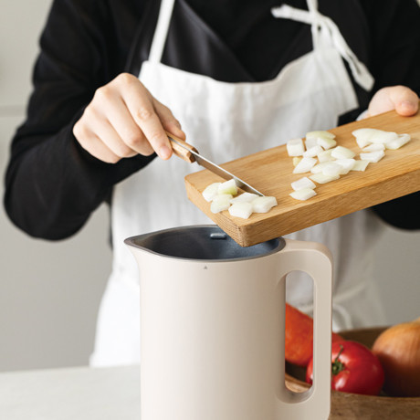 料理好きな男性へのプレゼントは、実用的な調理器具を選ぶ｜日常生活でおしゃれに使えるアイテム15選