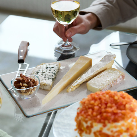 ママ友宅への、お菓子以外のおすすめ手土産15選|プチ贅沢なフード&ドリンク、便利な雑貨など