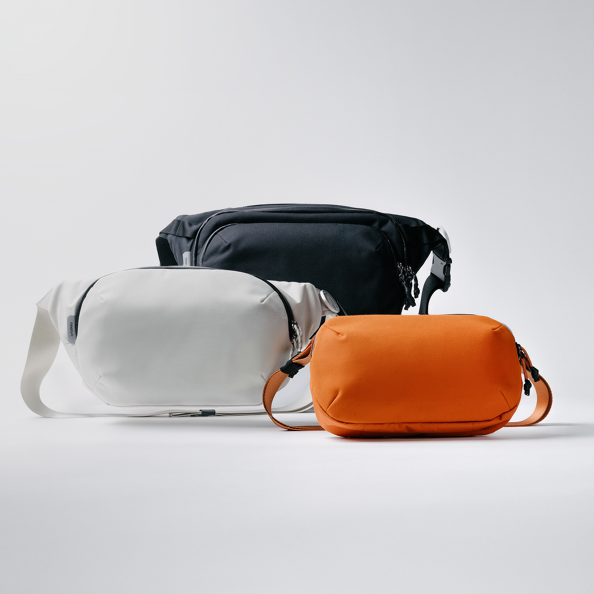 Orbitkey スリングバッグ サイズ比較 3サイズのセレクト目安 | MONOCO