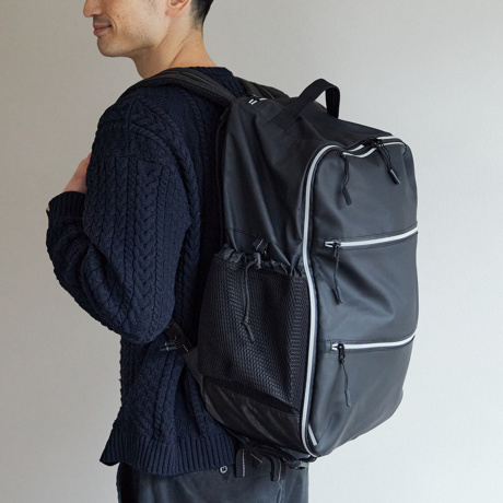 防災YouTuberの知見をリュックに｜「そなえるTV」高荷智也氏、厳選の27点