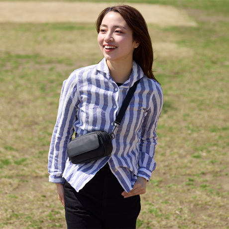 手ぶら以上、バッグ未満｜ポケット感覚、財布機能付き”ポケウォレ”