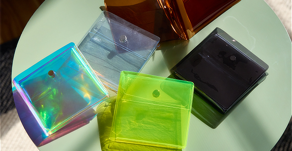 「ピタッ！」が、心地よさのカタチ｜デッドスペースがないミニマム財布