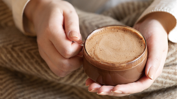 朝１杯の、“飲むハイカカオ”習慣｜毎日のポリフェノールをホットチョコレートで
