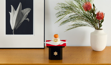 「ふくふく鏡餅」新しい年もよろしくね。 | 台座に収納できて、毎年飾れる江戸木目込細工