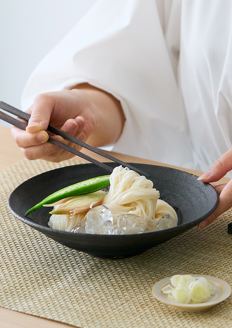 黒帯の素麺に“一本”取られた！｜1年熟成のコシと舌触り「揖保乃糸 ひね特級 」