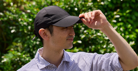 “アクティブな自分”への切符｜デザイナーズ・キャップ帽、丸めてバッグインOK