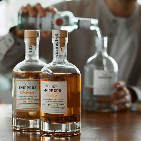 ボトルの中で“樽熟成”、ムフフ♡｜いつものウイスキーが樽チップで劇的アップグレード