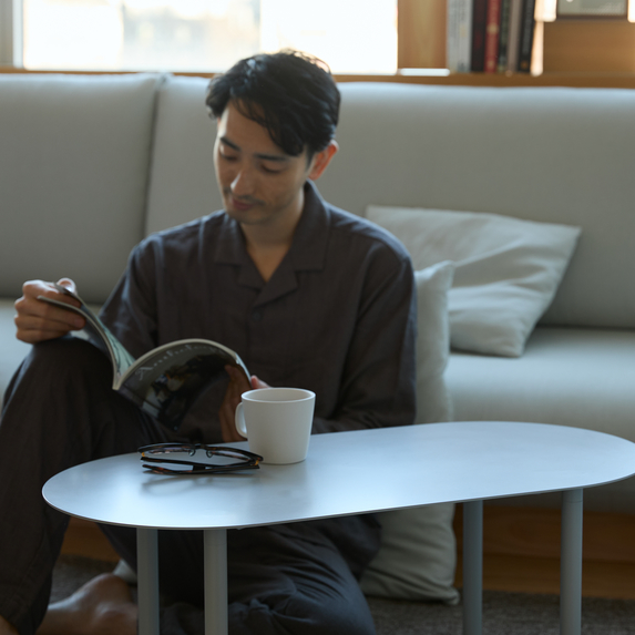 ここはHOTEL？ いや自宅だった！｜モダン什器メーカーが作ったスチール家具