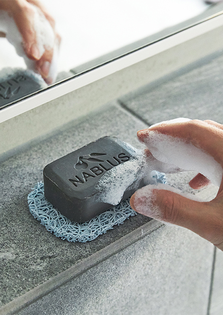 世界を1000年潤してきた『アラビア石鹸物語』｜上質オリーブ油と「死海の泥」が生む“しっとり感”