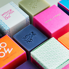 ふわふわ泡の「シルクソープ」